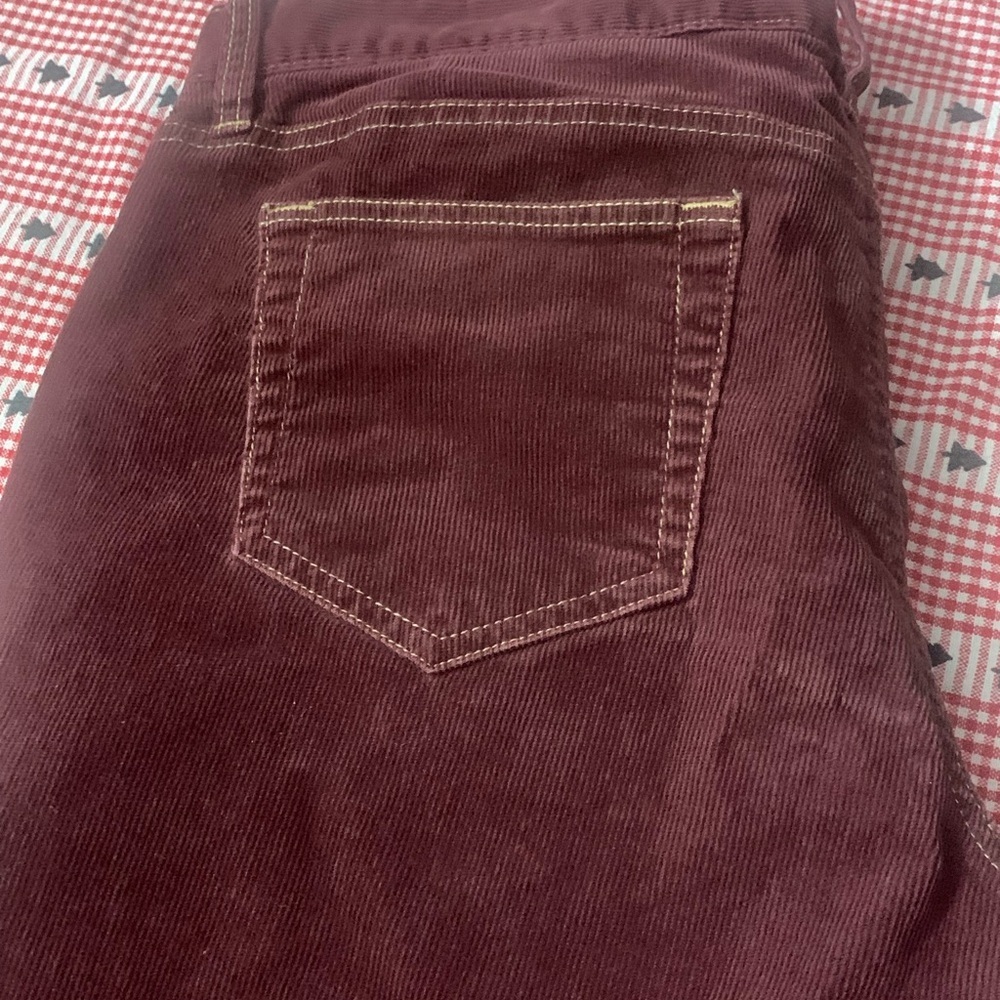 Old Navy Women's Boot Cut Jeans - Burgundy - Picture 9 of 9